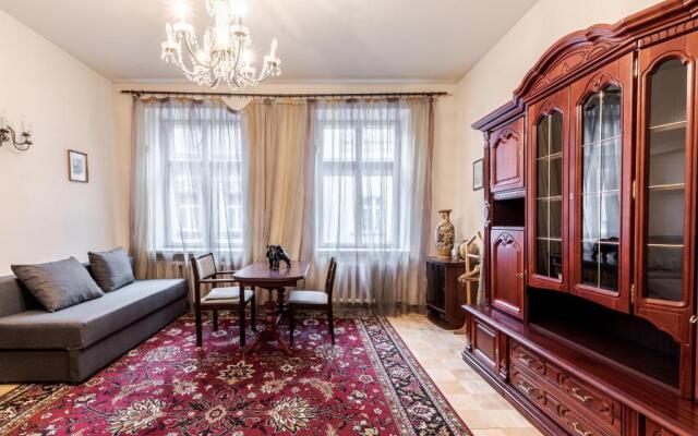 Doroshenka Antique Apartment
