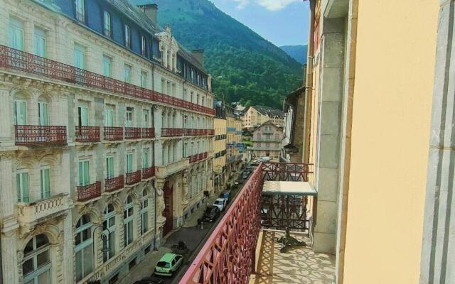 Appartement Cauterets, 3 pièces, 6 personnes - FR-1-234-228