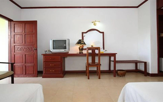 Vansana Plain of Jars Hotel