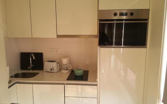 Alexandre Herculano Oporto Residence