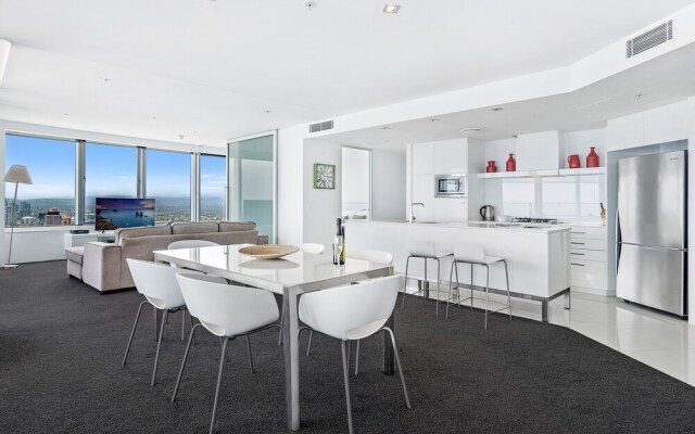 Sensational Q1 Surfers Paradise Resort Living