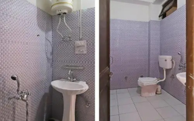 Oyo 24737 Shaivy Homestay And Saini Bhojnalay