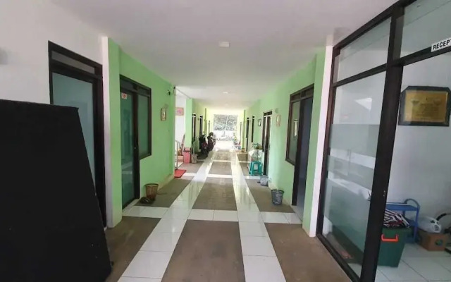 OYO 1599 Naz Guesthouse Syariah
