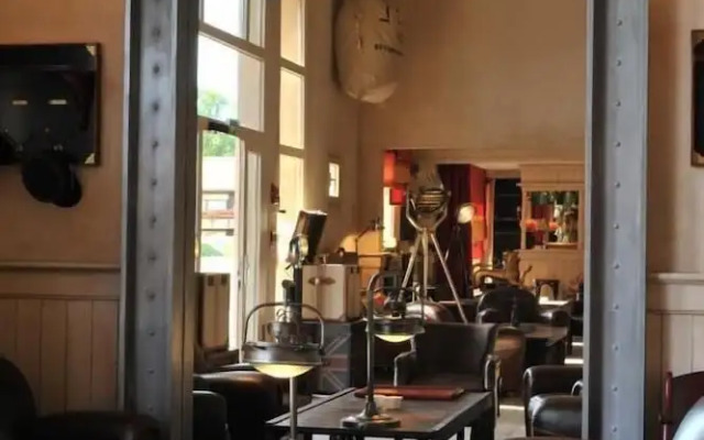 Brit Hotel Essentiel Cholet