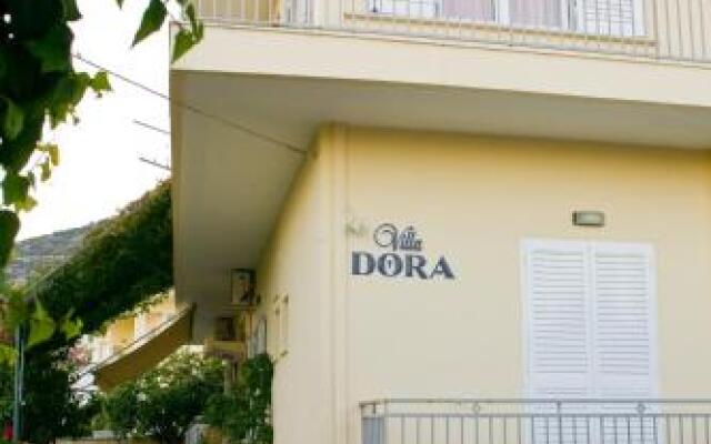 Dora Apartment