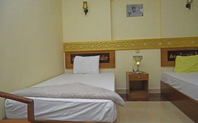 New Pyramids Paradise Hostel