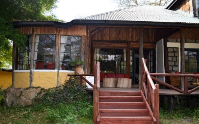 Ole Itiko Cottages