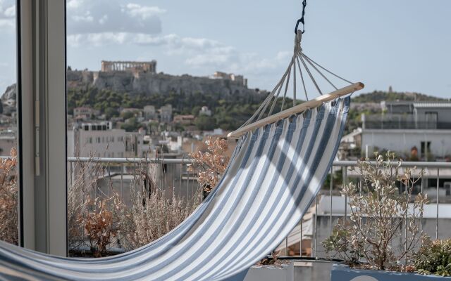 Selina Theatrou Athens