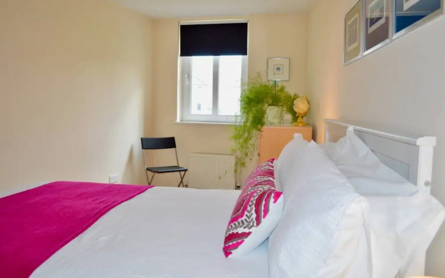 Cozy Newhaven Port Getaway