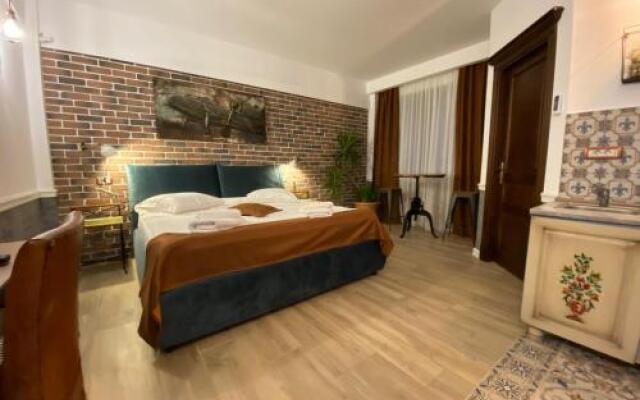 Aviator Boutique Residence