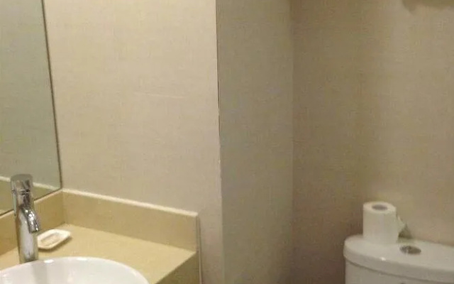 Jinguang Express Hotel Chengdu Baiguolin Metro Station Branch