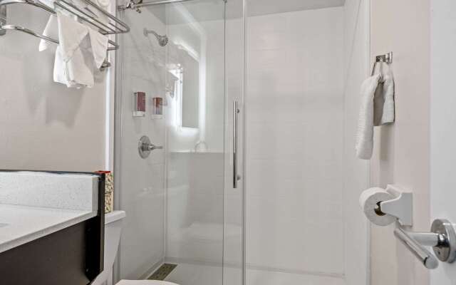 SureStay Hotel by Best Western Virginia Beach Royal Clipper