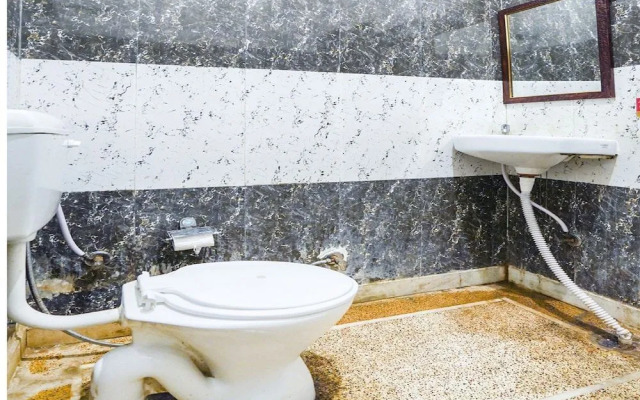 OYO Rooms Noida Atta Market