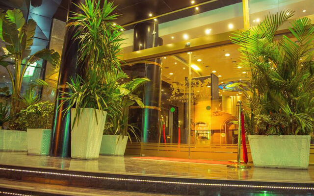 Cherry Maryski Hotel