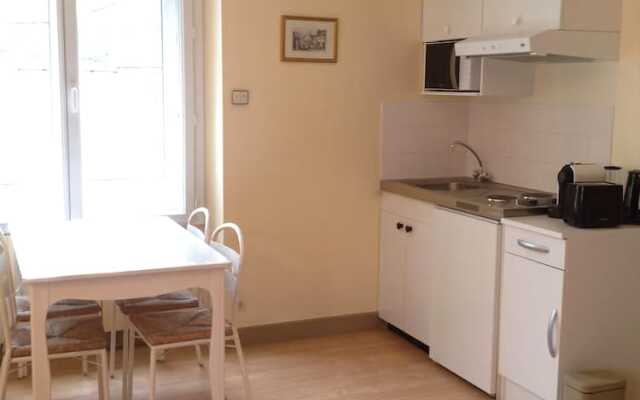 Appart Hotel Avril de la Roche