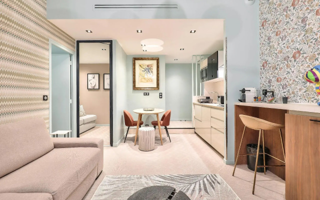 Hôtel 33 Marbeuf