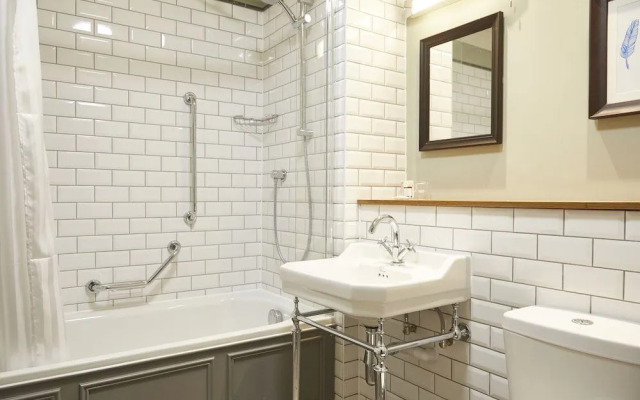 The Ely Hotel by Chef and Brewer Collection