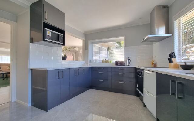 Wonderful Renovated 4BR House - Netflix