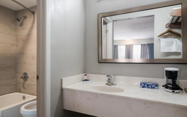 America's Best Value Inn & Suites Blytheville by Sonesta