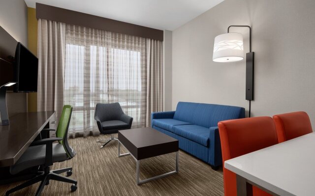 Holiday Inn Express And Suites Woodside Queens Nyc