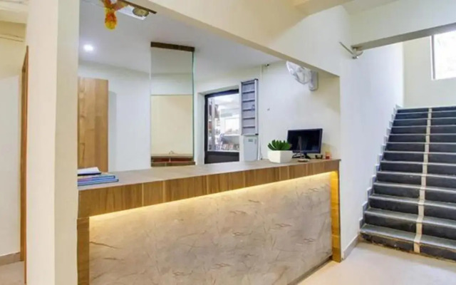 FabExpress De Classio With Pool - Nr. Candolim Beach