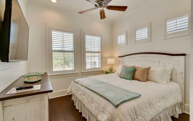 Serenity Retreat by Destin Getaways