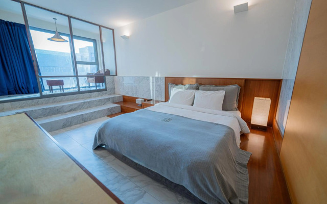 Snow hotel