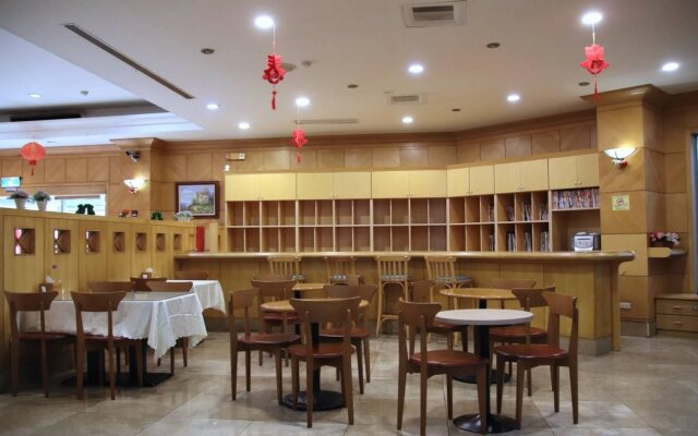 Oriental Hotel