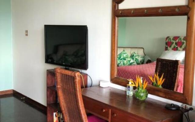 Tranquility Estate Bed & Breakfast