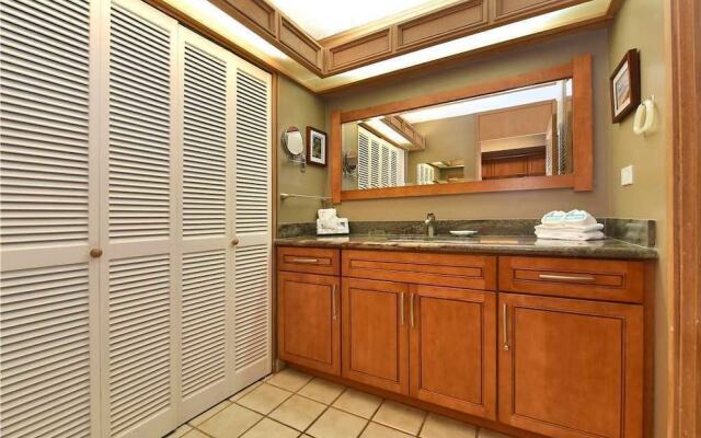 Maui Kaanapali S #a317 Studio Bedroom Condo by RedAwning