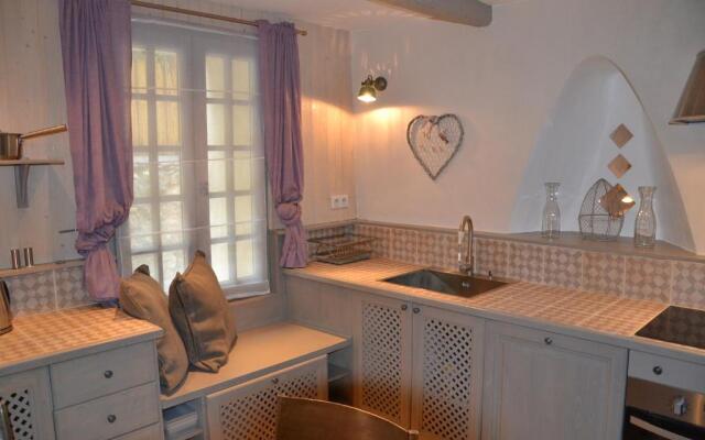 La Maison de Moustiers