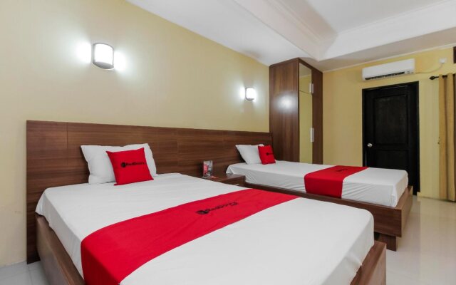 RedDoorz near Taman Samarendah