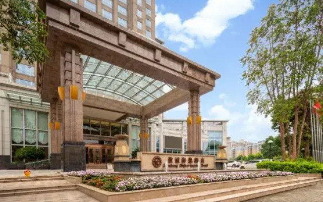 Juncheng Higher Quarter Hotel