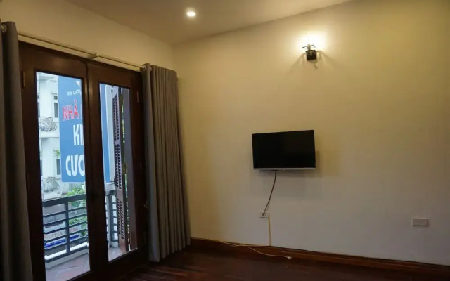 A Rich Stay Balcony Modern Apart 47-NDC