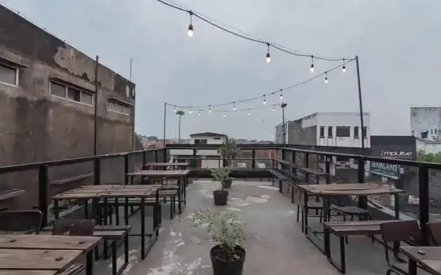 Jabrix Hotel Mitra RedDoorz