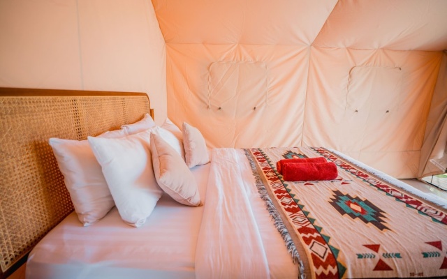 MaHe Glamping – Guest Rooms – Kintamani