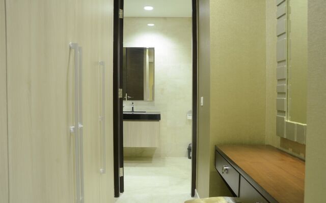 Elegant Four Winds Apartment with Infinity Pool Facility