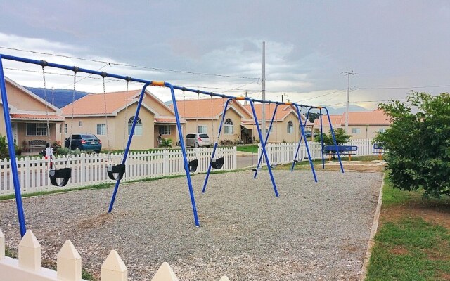 Casa Voilet Golf Retreat