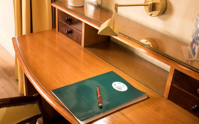 Mayflower Suites