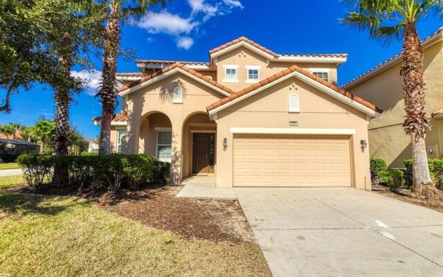 Ralph's 7 Bed Solterra Vacation Home