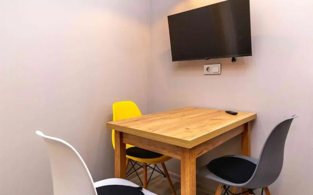 More Apartments na Trostnikovoy 35 1