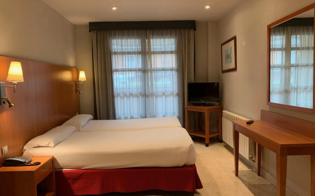 Exe Gran Hotel Almenar