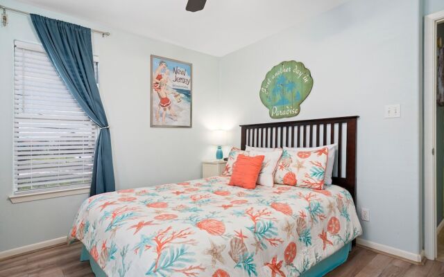 Salt Life Bay Getaway