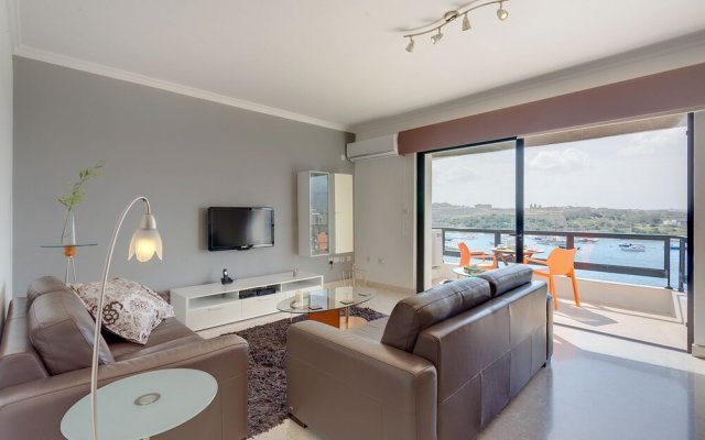 Majestic Valletta Views - 2BR Luxury Apartment