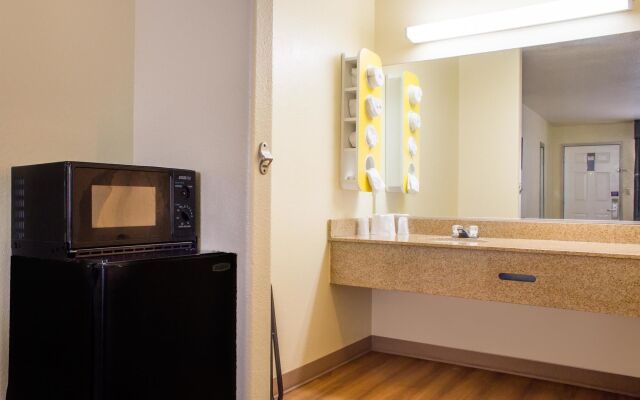 Motel 6 Tempe ASU