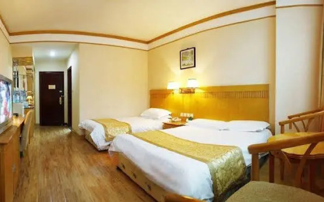 JI Hotel (Penglai Zhonglou East Road)