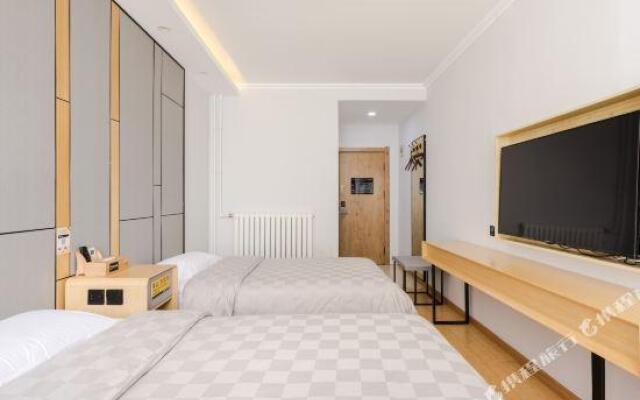 Spacebox Hotel (Beijing University of Technology)