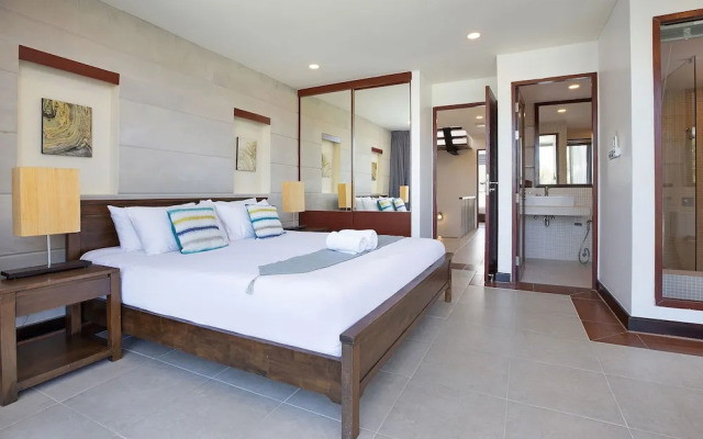 Stylish 3BR Pool Access Villa Argent 9