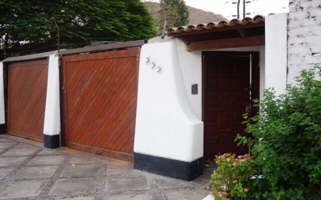 Happy House