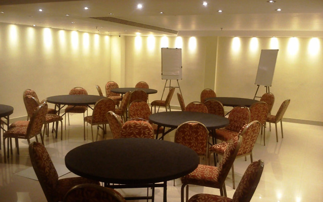 Mayur Hotel